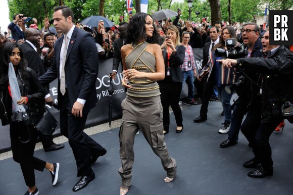 Rihanna présente sur les Champs Elysées à Paris le 4 juin 2014