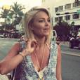 Caroline Receveur profite du soleil de Miami