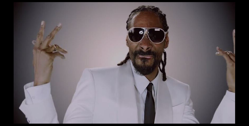 PSY : Snoop Dogg appara&amp;icirc;t dans son nouveau clip, Hangover 