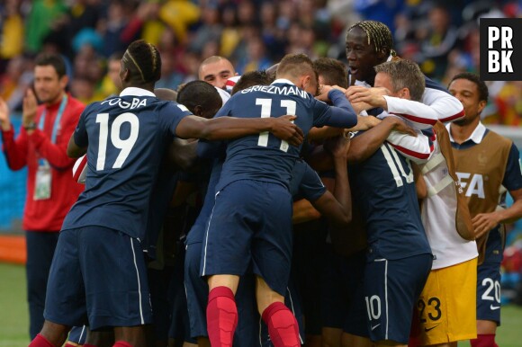Mondial 2014 : les Bleus célèbrent un but pendant France/Honduras