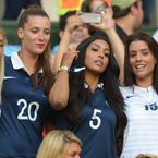Patrice Evra, Bacary Sagna... : les Wags des Bleus dans les tribunes de Maracanã
