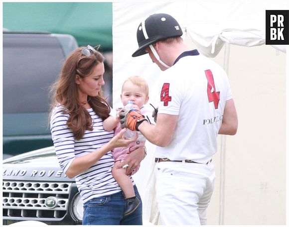 Kate Middleton : le Prince George fait ses premiers pas au match de polo du Prince William pour la fête des pères, le 15 juin 2014