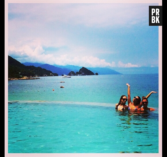 Lea Michele : baignade et bikini au Mexique en septembre 2014