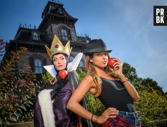 Tal avec la sorcière de Blanche-Neige, à Disneyland, le 27 septembre 2014