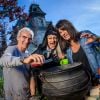 Estelle Denis et Raymond Domenech invités à découvrir le Gang des méchants, à Disneyland, le 27 septembre 2014