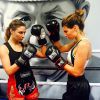 Laury Thilleman et Ariane Brodier s'affrontent en boxe