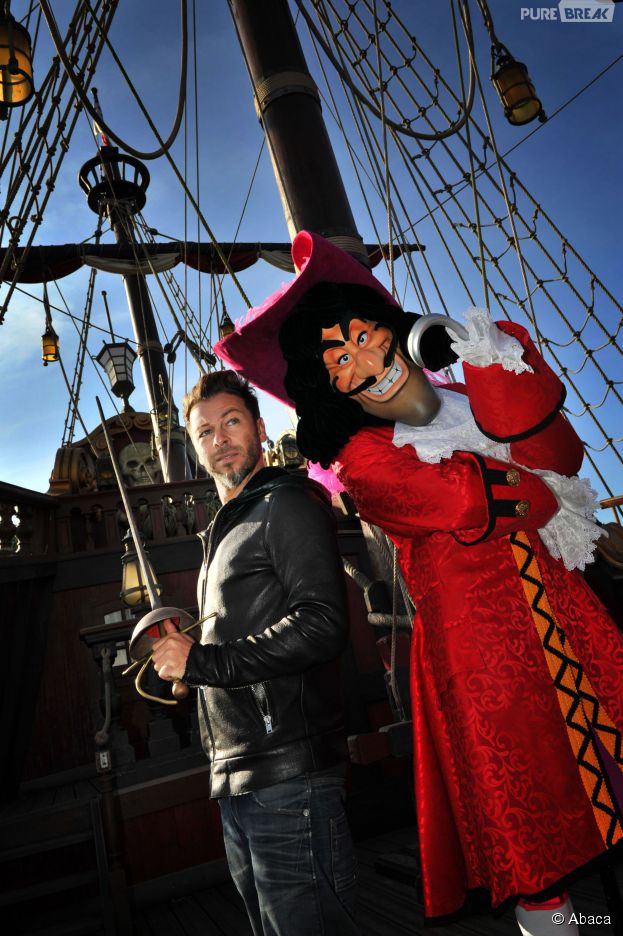 Christophe Maé fête Halloween à Disneyland