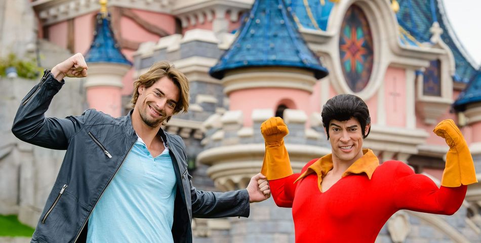 Camille Lacourt fête Halloween à Disneyland