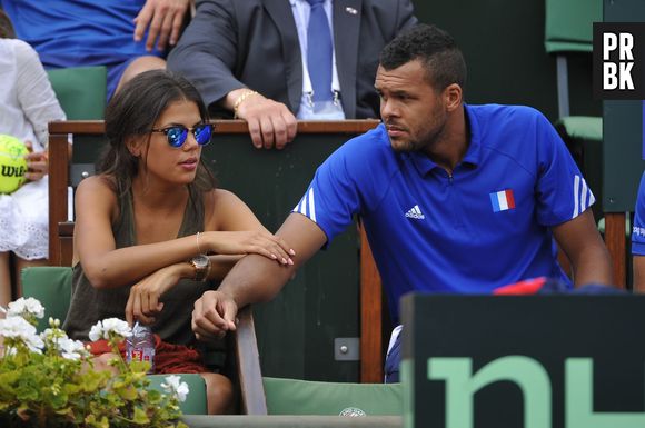 Jo Wilfried Tsonga et sa petite-amie Noura pendant la demi-finale de la Coupe Davis 2014