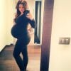 Emile Nef Naf enceinte : photo de son ventre en octobre 2014