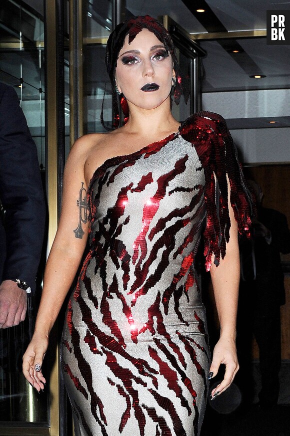 Lady Gaga prend la pose à New York le 2 décembre 2014