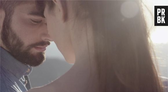 Kendji Girac dans le clip de Elle m'a aimé