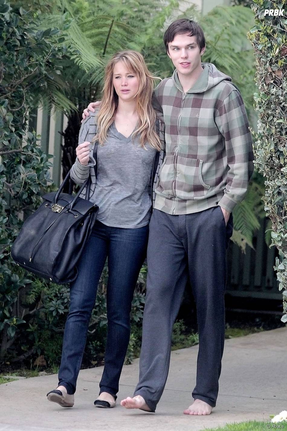 Jennifer Lawrence son ex Nicholas Hoult remplacé par Chris Martin
