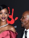 Rihanna et son grand-père au premier Diamond Ball, le 11 décembre 2014 à Los Angeles