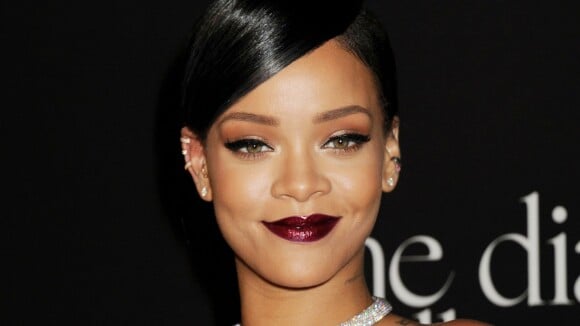 Rihanna sublime en famille, Kim Kardashian décolletée... tapis rouge étoilé pour le Diamond Ball
