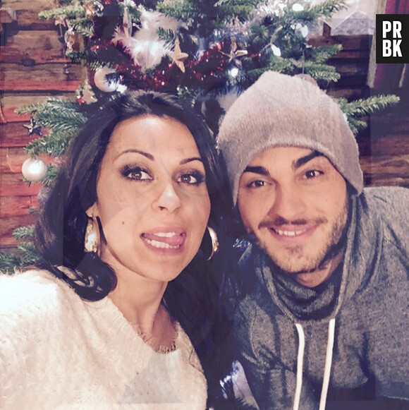 Shanna et Thibault : selfie en couple pendant le tournage des Anges fêtent Noël, le 11 décembre 2014