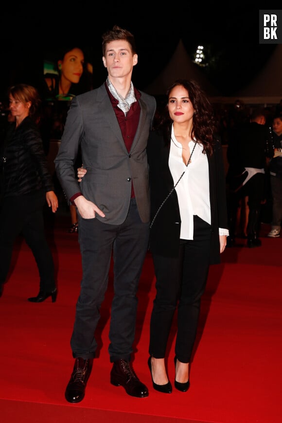 Jean-Baptiste Maunier et sa petite-amie aux NRJ Music Awards, le 13 décembre 2014 à Cannes