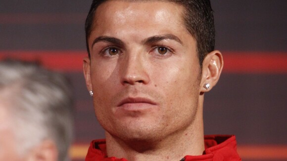 Cristiano Ronaldo : sa statue au gros paquet fait le buzz sur Twitter
