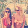 Malika Ménard en bikini avec une amie : la photo sexy