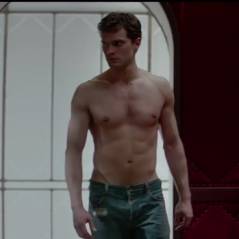 Fifty Shades of Grey : Jamie Dornan nu ? Ses parties intimes cachées dans un "petit sac"
