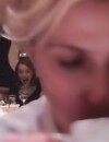  Emma Stone et Andrew Garfield grillent une fan dans un restaurant &agrave; NY 