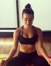  Lea Michele : s&eacute;ance de yoga avant les F&ecirc;tes 