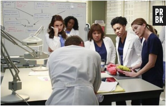 Grey's Anatomy saison 11, épisode 10 : les médecins en pleine discussion