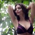 Emily Ratajkowski sexy et déshabillée pour une publicité pour la marque Yamamay