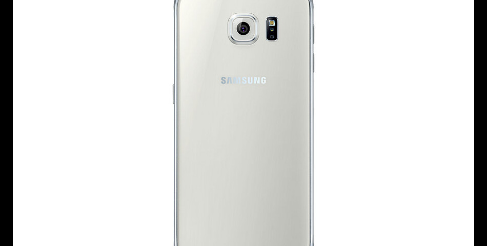 Samsung Galaxy S6 sort 10 avril 2015