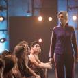 Glee saison 6, épisode 10 : Sue (Jane Lynch) sur une photo