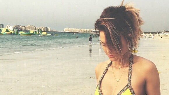 Caroline Receveur sexy en bikini sur Instagram : après Londres, direction Dubaï !