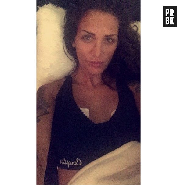 Julia (Les Anges 7) : opération de chirugie après qu'une prothèse mammaire ait éclaté pendant le tournage à Rio