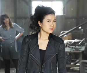 Scorpion saison 1 : Jadyn Wong (Happy) utilise Google pour comprendre son personnage