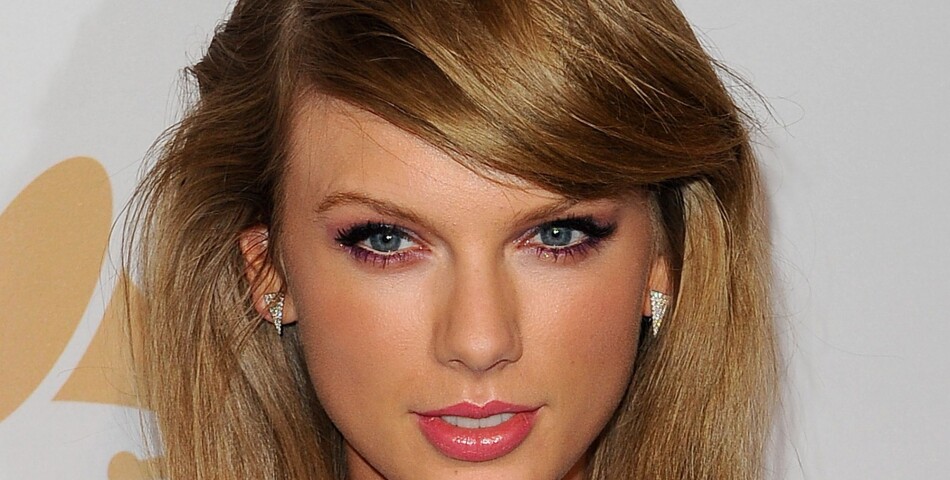  Taylor Swift : l&#039;artiste a r&amp;eacute;v&amp;eacute;l&amp;eacute; sur Tumblr que sa m&amp;egrave;re &amp;eacute;tait atteinte d&#039;un cancer 