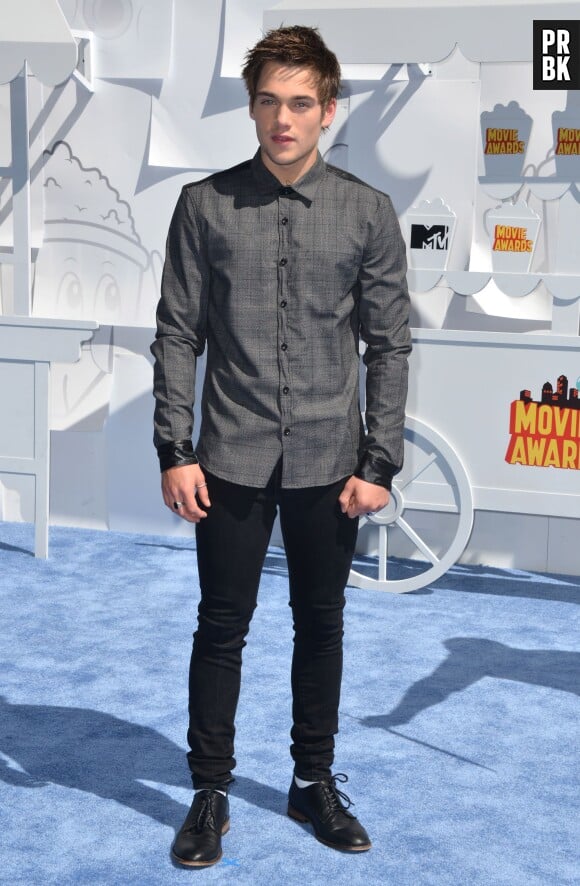 Dylan Sprayberry sur le tapis rouge des MTV Movie Awards 2015 à Los Angeles, le 12 avril 2015