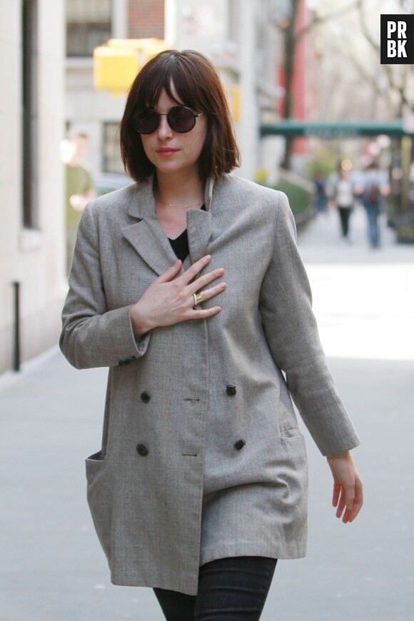 Dakota Johnson à New York, le 16 avril 2015