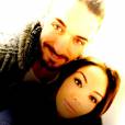 Nabilla Benattia et Thomas Vergara : selfie de couple sur Facebook, le 7 avril 2015