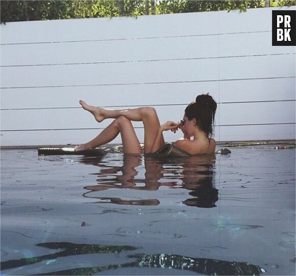 Kendall Jenner nue dans sa piscine : la photo sexy postée puis supprimée d'Instagram
