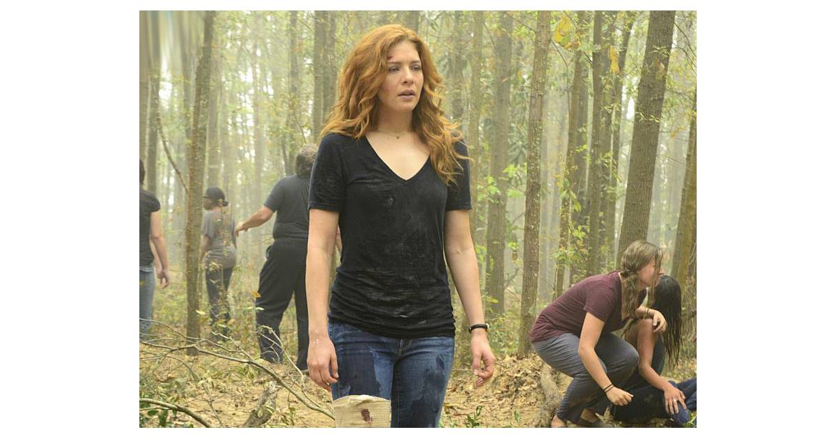 Under the Dome saison 3, épisode : Julia (Rachel Lefèvre) sur une photo