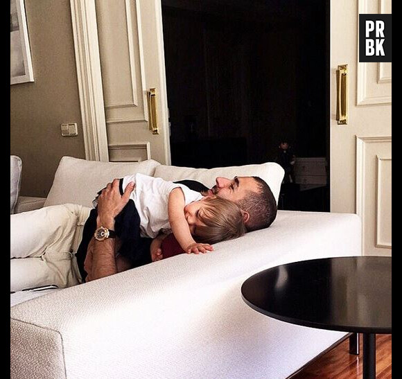 Karim Benzema et sa fille Mélia en photo sur Instagram, le 21 mai 2015