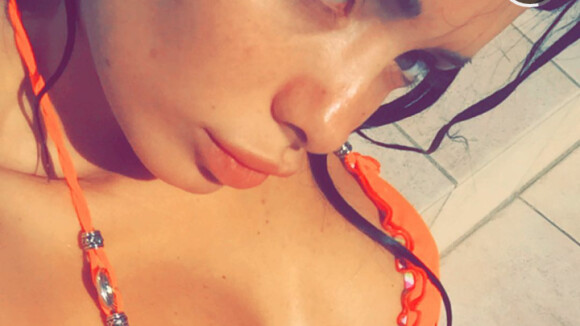 Aurélie (Les Marseillais) sexy en bikini sur Snapchat pour préparer les vacances d'été
