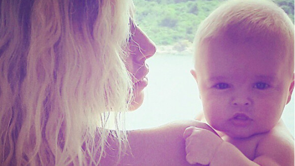 Stéphanie Clerbois (Secret Story) : vacances en Croatie avec son adorable bébé Lyam