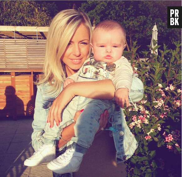 Stéphanie Clerbois (Secret Story) complice avec son fils Lyam en juin 2015 sur Instagram