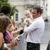 Jean Dujardin et Nathalie Péchalat bientôt parents ? Ici en couple lors de l'inauguration d'un cinéma au nom de l'acteur à Lesparre, le 27 juin 2015