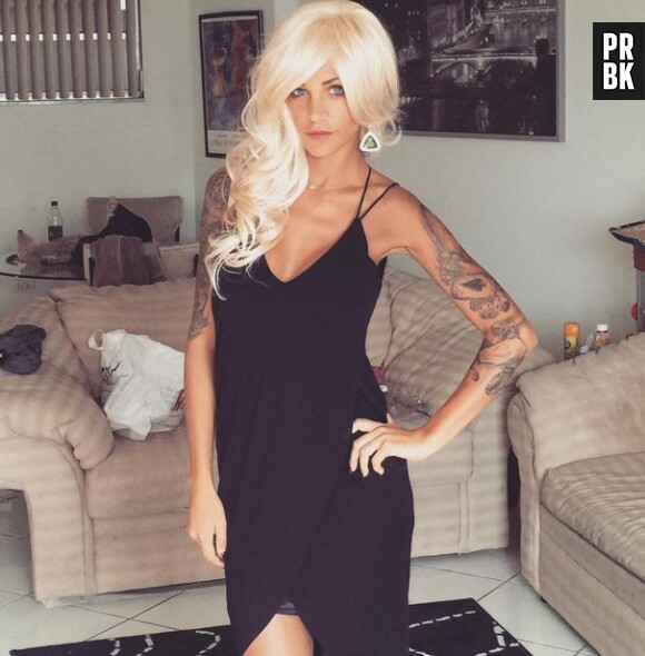 Julia Paredes (Les Anges 7) en fausse blonde sur Instagram