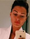 Caroline Receveur sexy en peignoir sur Instagram 