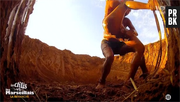 Jessica (Les Ch'tis VS les Marseillais) en warrior sexy dans la boue