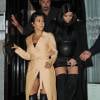 Kim Kardashian et Kourtney Kardashian sexy en cuissardes à New York, le 13 septembre 2015