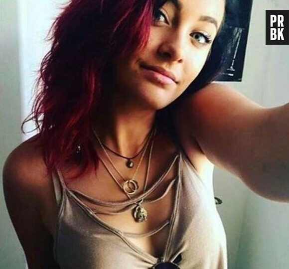 Paris Jackson exhibe ses cheveux rouges sur Instagram