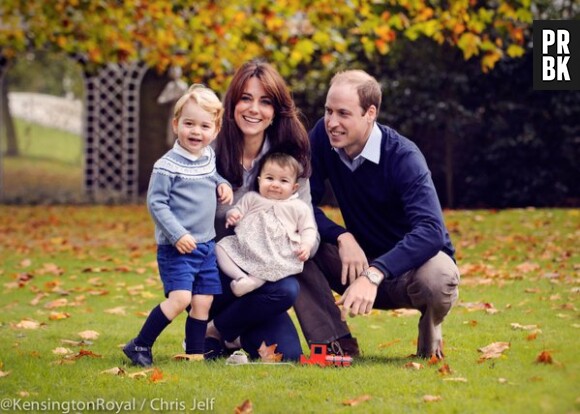 Princesse Charlotte, Prince George, Kate Middleton et Prince William : leur belle photo de famille pour Noel 2015